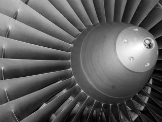 Flugzeugturbine/wartung Schaltschrankbau