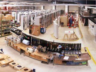 Innenansicht Produktionshalle SAV GmbH